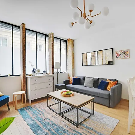 Apartamento Duplex Pour 6 A Republique Confort Et Centralite París