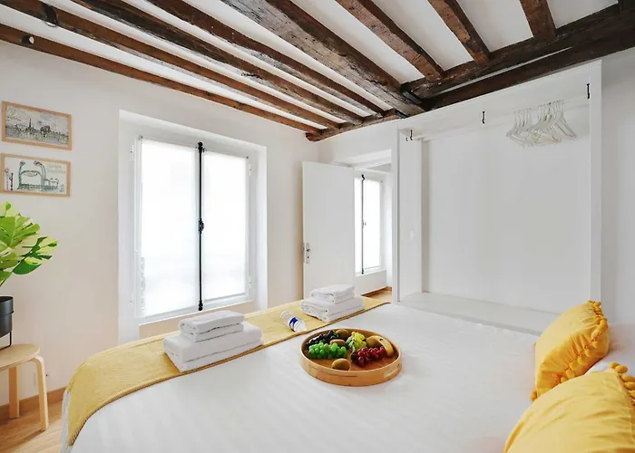 Duplex Pour 6 A Republique Confort Et Centralite 아파트 *